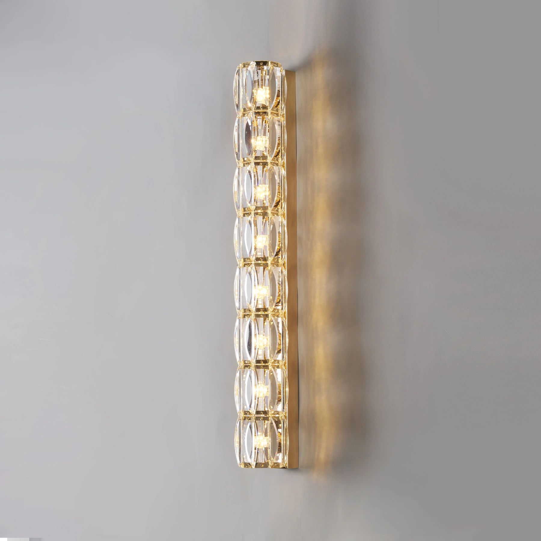 Бра 8305/H610 (R) F-gold