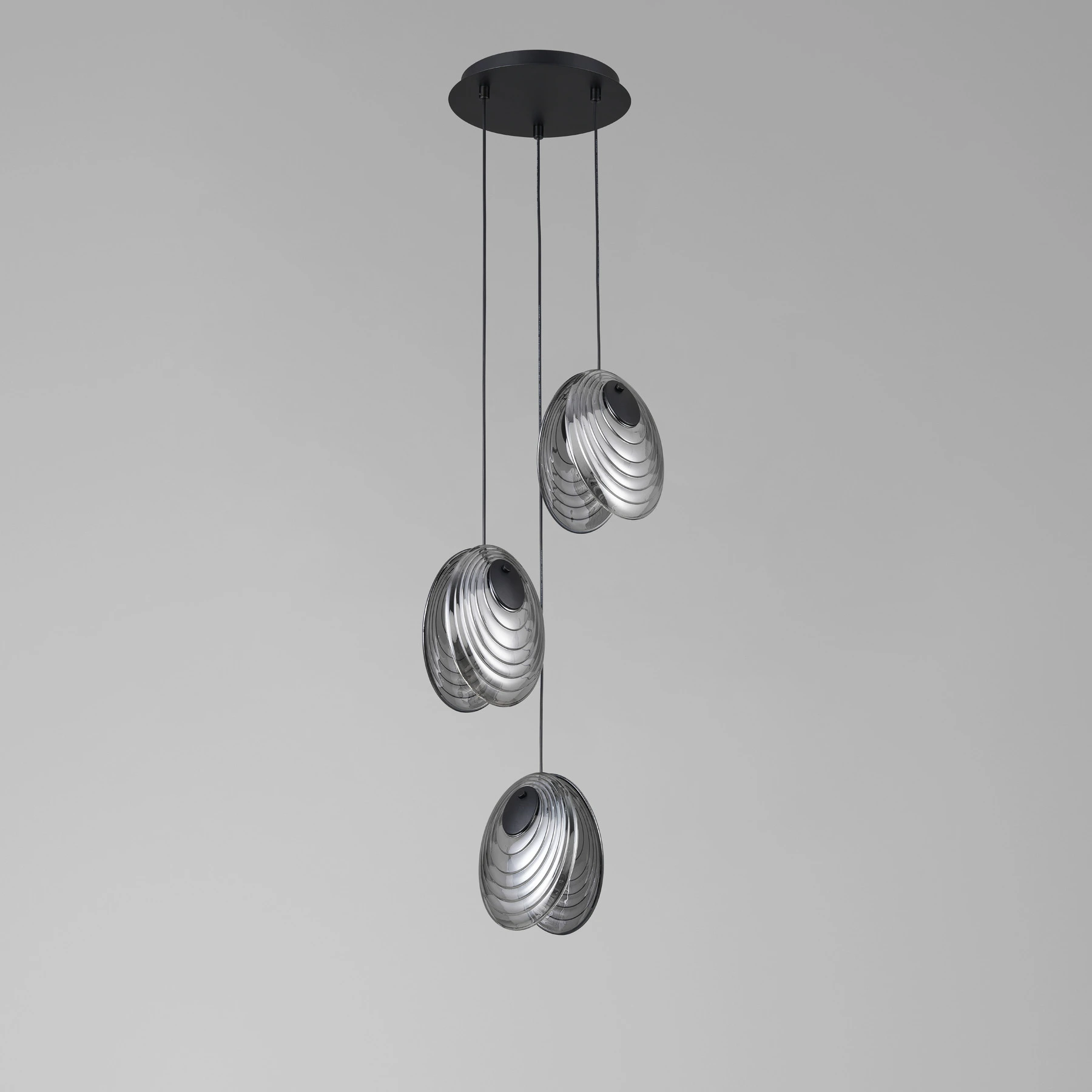 Chandelier 5508/3P Black. Photo 2
