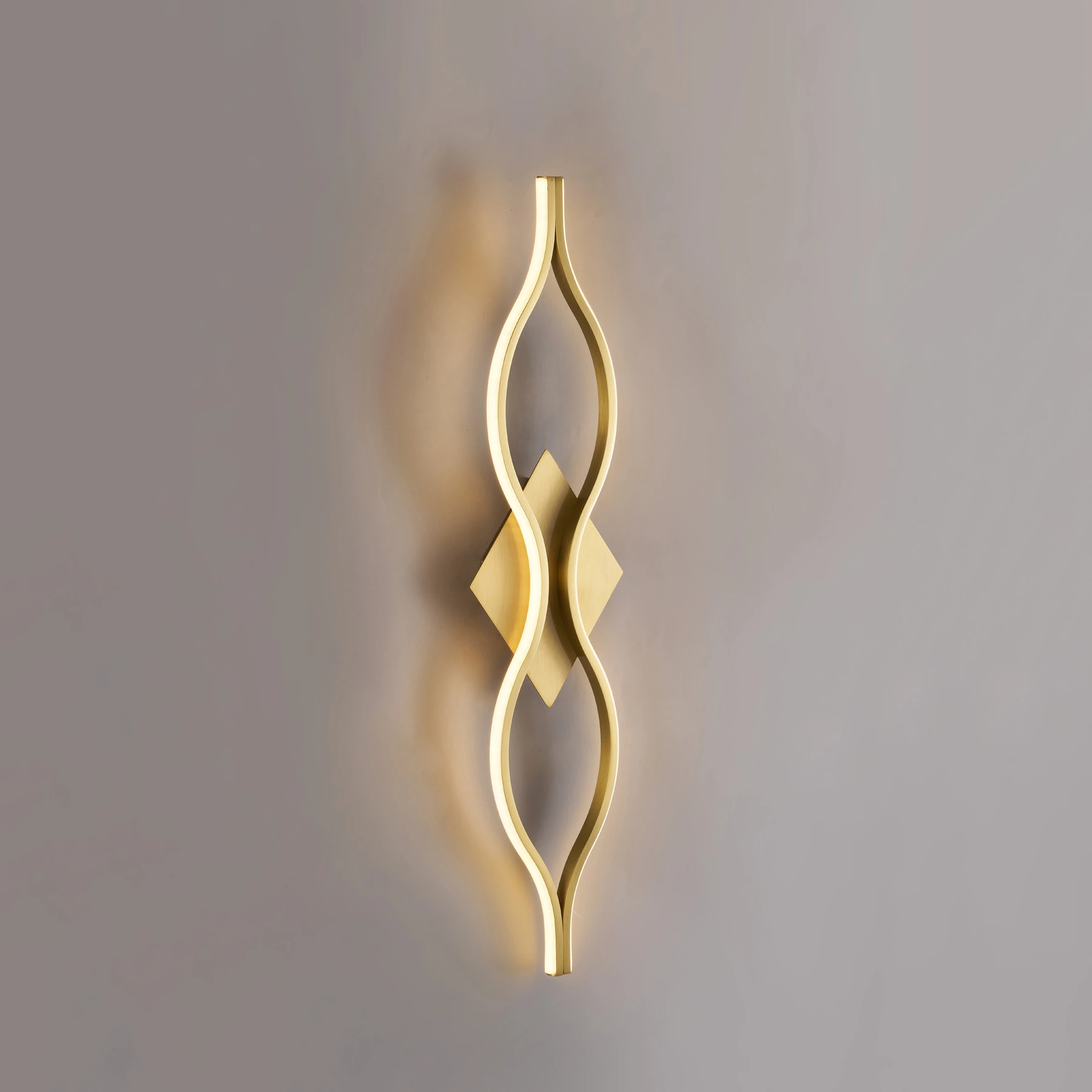 Бра 2093/700 Brushed brass